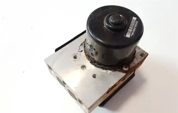 Land Rover Freelander ABS Pump SRB000200 10092508513