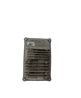 Mercedes-Benz C W204 Voltage converter/converter module A2479004004