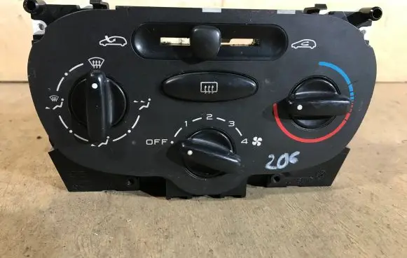 Peugeot 206 Climate control unit 82191 4423401