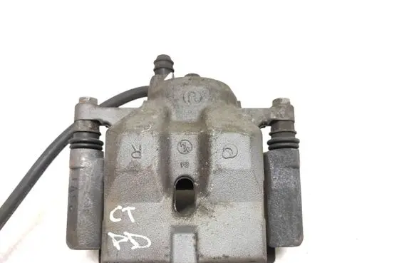 Lexus CT 200H Front brake caliper