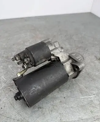 BMW X5 E70 Starter motor 7796892 0001115046