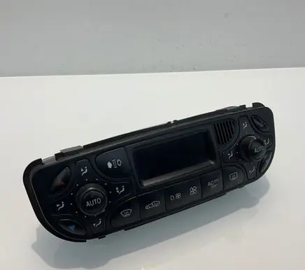 Mercedes-Benz C W203 Climate control unit 2098300285 9140010491 A2098300285