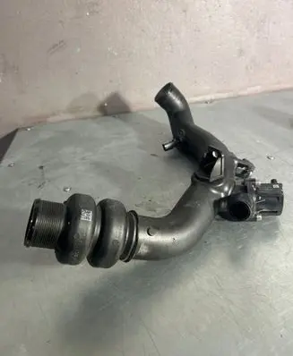 Ford Kuga II Intercooler hose/pipe CJ5G9U465BA 70461501 1513300113