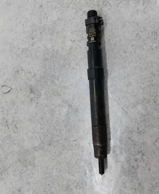 Peugeot 508 Fuel injector 9686191080