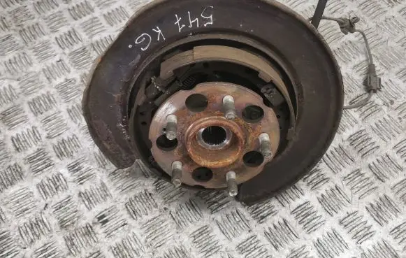Honda CR-V Rear wheel hub