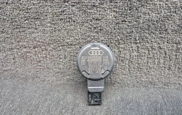 Audi A6 S6 C6 4F Rain sensor 4E0955559E 4E0910557B