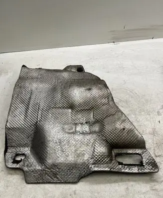 Citroen C4 Grand Picasso Heat shield in engine bay 9804747080