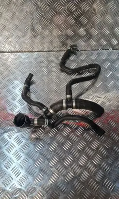 Volvo XC90 Engine coolant pipe/hose 31686003