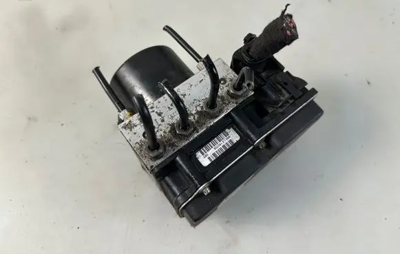Skoda Fabia Mk1 (6Y) ABS Pump 6Q0614117S
