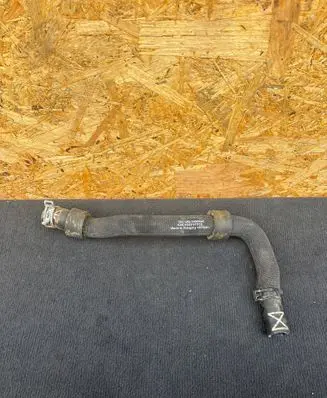 Audi e-tron Electric car engine cooling hoses/pipes 4KL145932E