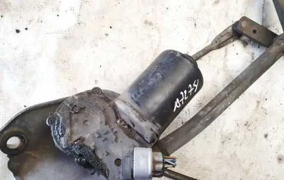 Toyota Avensis T220 Wiper motor