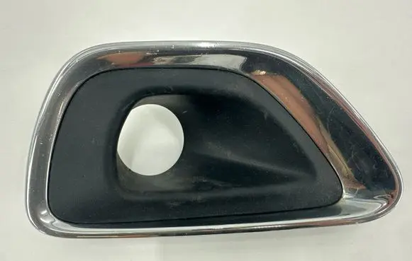 Jeep Grand Cherokee Front fog light trim/grill 68143083AB