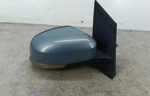 Ford Focus Front door electric wing mirror 