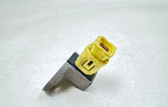 Nissan Qashqai Airbag deployment crash/impact sensor FAEG0073233937