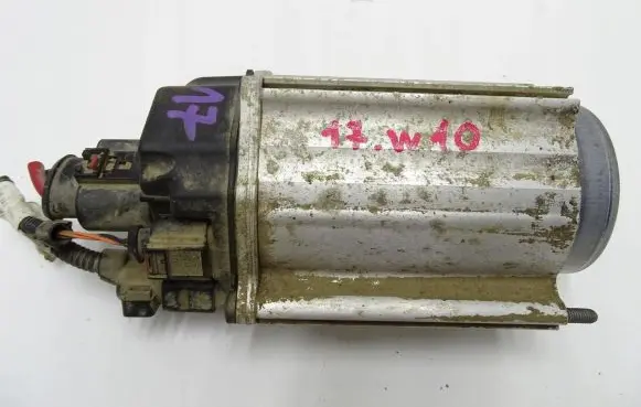 Volkswagen Golf V Power steering pump 1K0909144H