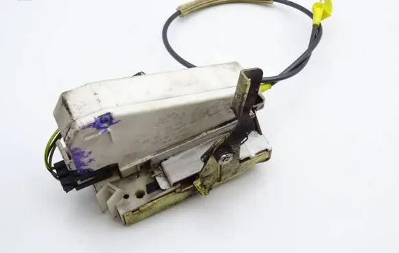 Ford Escort Rear door lock 93BG220A20BA