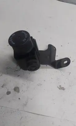 Audi A6 S6 C6 4F Switch for retractable tow bar 4F9813685A 305282631