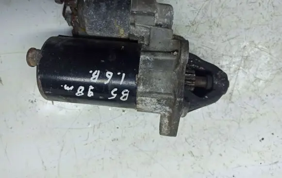 Volkswagen PASSAT B5 Starter motor