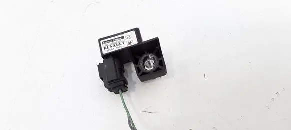 Renault Megane II Airbag deployment crash/impact sensor