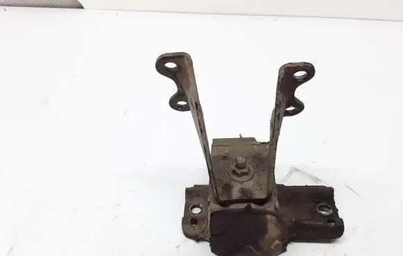 Ford Maverick Engine mount bracket