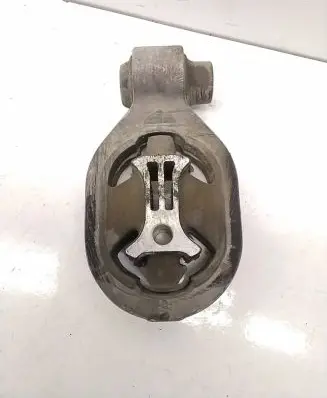 Nissan Juke I F15 Engine mount bracket A8653110A