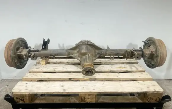 Nissan Navara D40 Rear axle beam with reductor 