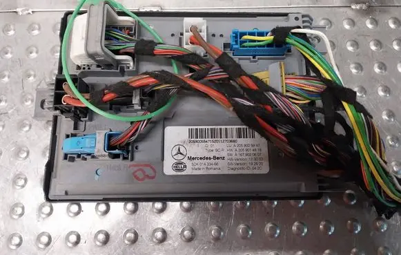 Mercedes-Benz C W205 SAM control unit A2059005947
