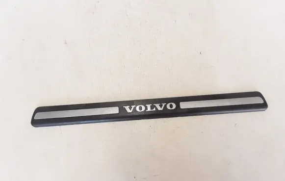 Volvo XC90 Front sill trim cover 8659960