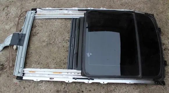 Subaru Legacy Sunroof glass LEGACYIV