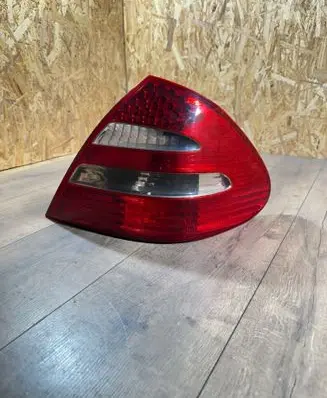 Rear/tail lights