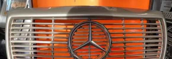 Mercedes-Benz 190 W201 Front grill A2018800583 SC2013