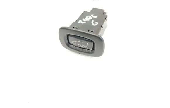 Mitsubishi Outlander Tailgate/boot open switch button 9B26