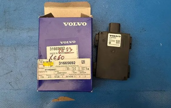 Volvo XC90 Blind spot module 31665692 G2611 9303166569224241