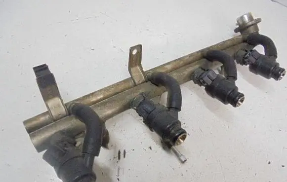 BMW 3 E36 Fuel injector D3768FA