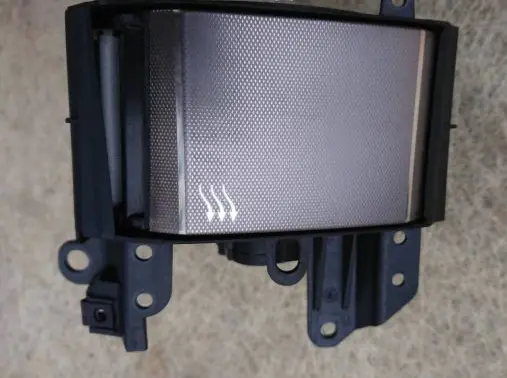 Jaguar XF X250 Dash center air vent grill 8X2319K617BF