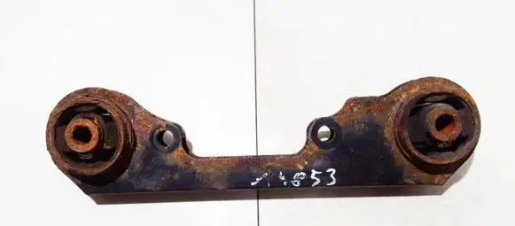 Nissan X-Trail T31 Engine mount bracket 55476en100