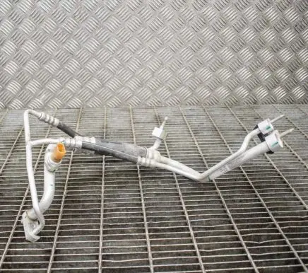 Tesla Model X Air conditioning (A/C) pipe/hose 105466400D