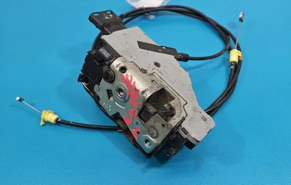 Fiat Scudo Rear door lock 24097816 IMPRK1558627