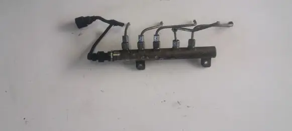 Opel Zafira B Fuel main line pipe 0445214095 55209572