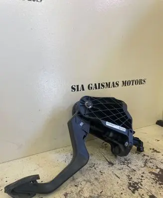 Volkswagen Caddy Clutch pedal 1T1721059BN