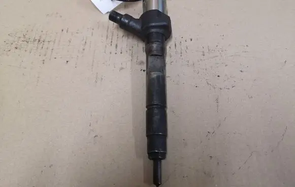 Mazda 6 Fuel injector R2AA