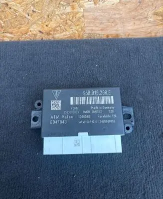 Porsche Macan (95B) Parking PDC control unit/module 95B919298E 95B919298