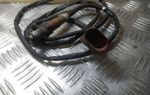 Audi A8 S8 D3 4E Lambda probe sensor 077906265AB