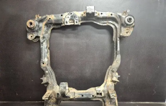 Hyundai Tucson JM Front axle beam 