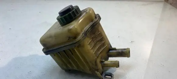 Power steering fluid tank/reservoir