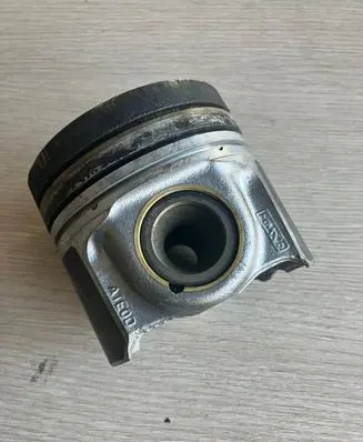 Ford Transit Piston ND01A8R0