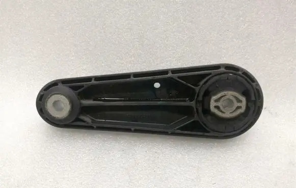 Porsche Cayenne (92A) Engine mounting bracket 7PP199331A