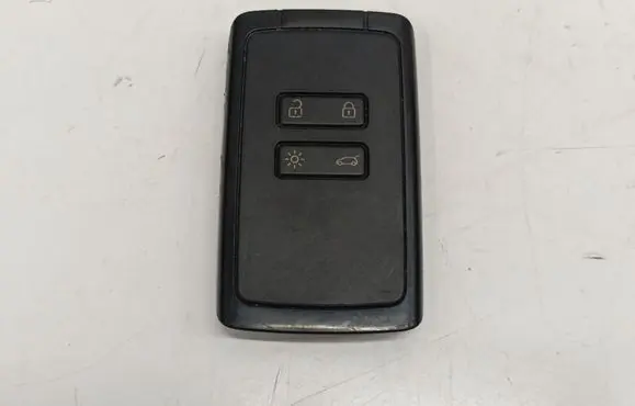 Dacia Duster II Ignition key/card 