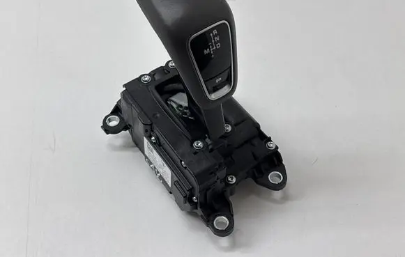 Porsche Cayenne (9Y0 9Y3) Gear shifter/selector 9Y0713041C 4M2713041G 10011917201