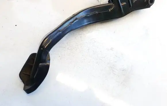 Audi A4 S4 B5 8D Clutch pedal 8d1721140b